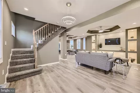 Entry Way - 915 Cator Ave, Baltimore, MD 21218 photo 1 of 2