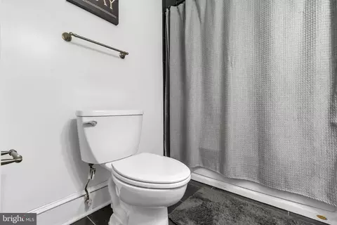 Bath - 1709 E 33rd St, Baltimore, MD 21218 photo 1 of 2