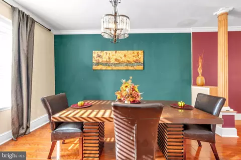 Dining - 1709 E 33rd St, Baltimore, MD 21218 photo 3 of 4