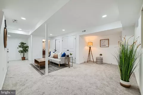 Other - 410 Drury Ln, Baltimore, MD 21229 photo 4 of 14