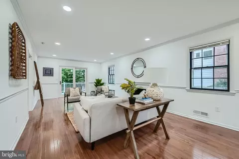 Other - 410 Drury Ln, Baltimore, MD 21229 photo 3 of 14