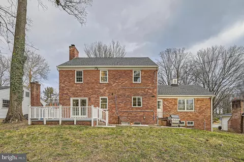 Exterior - 410 Drury Ln, Baltimore, MD 21229 photo 2 of 5