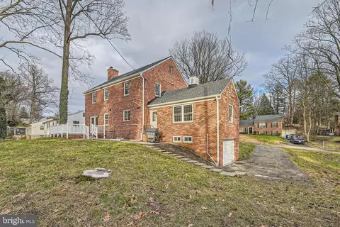 Exterior - 410 Drury Ln, Baltimore, MD 21229 photo 4 of 5
