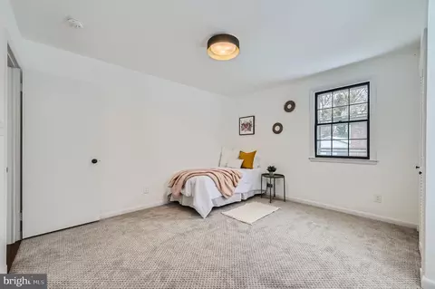 Bedroom - 410 Drury Ln, Baltimore, MD 21229 photo 9 of 14