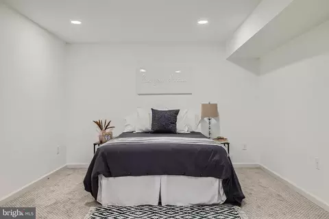Bedroom - 410 Drury Ln, Baltimore, MD 21229 photo 14 of 14