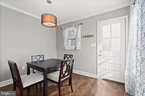 Dining - 817 S Streeper St, Baltimore, MD 21224 photo 1 of 1