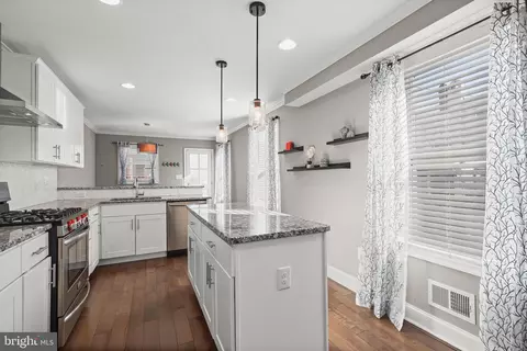 Kitchen - 817 S Streeper St, Baltimore, MD 21224 photo 2 of 5