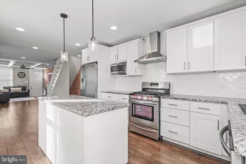 Kitchen - 817 S Streeper St, Baltimore, MD 21224 photo 4 of 5