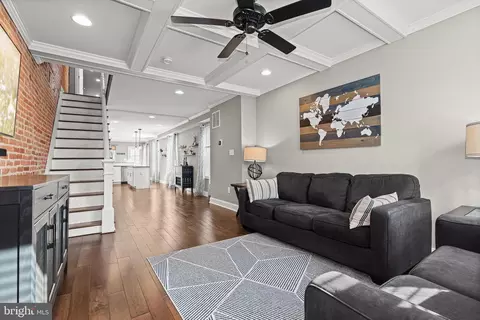 Living - 817 S Streeper St, Baltimore, MD 21224 photo 5 of 5