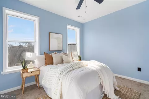 Bedroom - 1802 E Lanvale St, Baltimore, MD 21213 photo 3 of 5