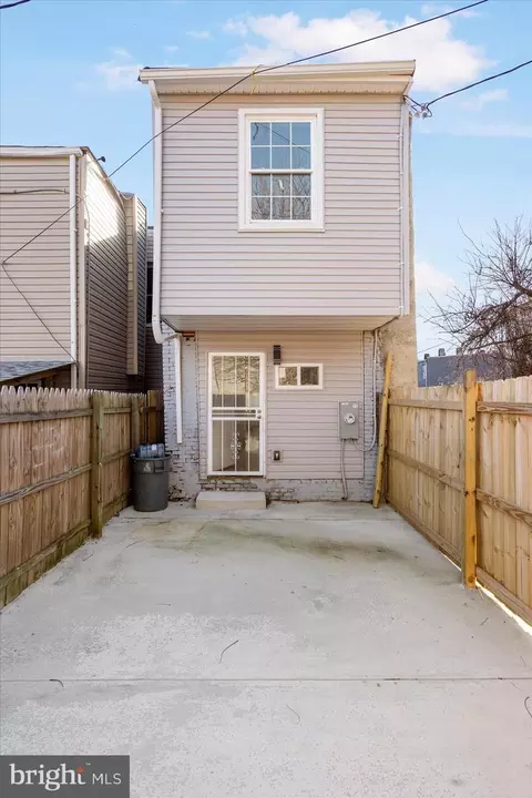 Exterior - 1802 E Lanvale St, Baltimore, MD 21213 photo 5 of 6