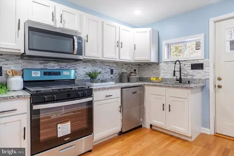 Kitchen - 1802 E Lanvale St, Baltimore, MD 21213 photo 2 of 5