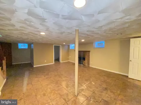 604 N Chapelgate Ln, Baltimore, MD 21229 photo 40