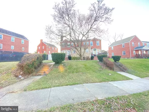 604 N Chapelgate Ln, Baltimore, MD 21229 photo 2