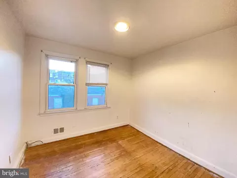 604 N Chapelgate Ln, Baltimore, MD 21229 photo 33