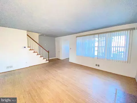 604 N Chapelgate Ln, Baltimore, MD 21229 photo 8