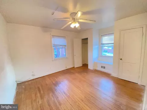 604 N Chapelgate Ln, Baltimore, MD 21229 photo 29
