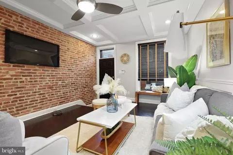 33 S Curley St, Baltimore, MD 21224 photo 4