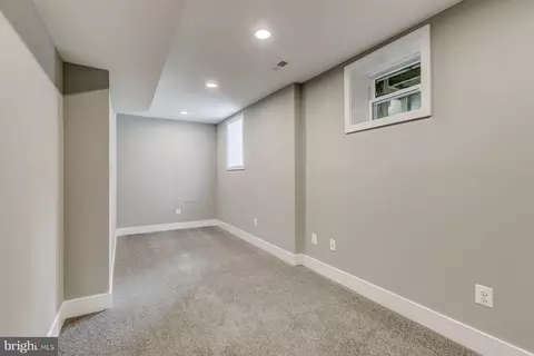 2921 Dillon St, Baltimore, MD 21224 photo 28