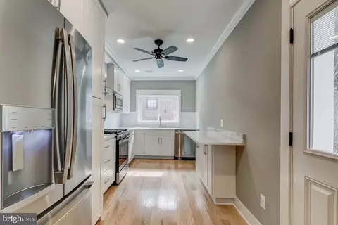 2921 Dillon St, Baltimore, MD 21224 photo 6