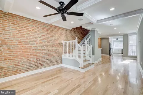 2921 Dillon St, Baltimore, MD 21224