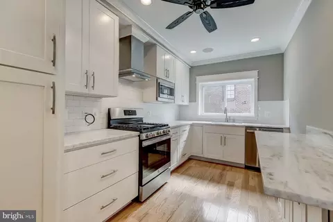 2921 Dillon St, Baltimore, MD 21224 photo 10