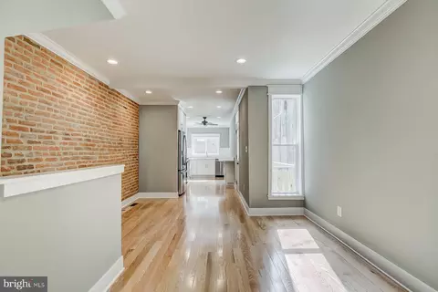 2921 Dillon St, Baltimore, MD 21224 photo 3