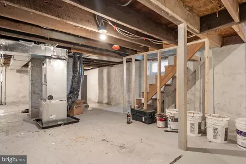 400 S Augusta Ave, Baltimore, MD 21229 photo 38