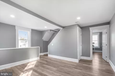 400 S Augusta Ave, Baltimore, MD 21229 photo 29