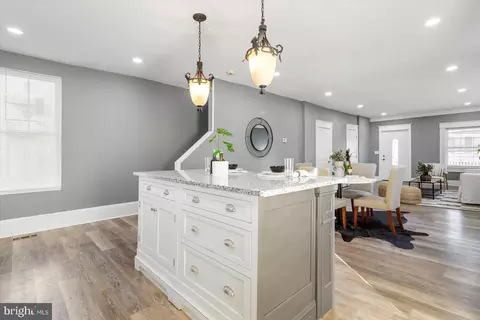 400 S Augusta Ave, Baltimore, MD 21229 photo 16
