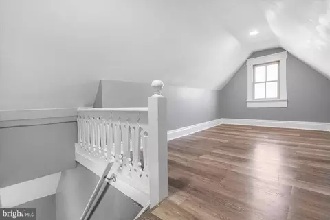 400 S Augusta Ave, Baltimore, MD 21229 photo 35