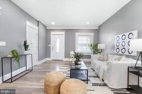 400 S Augusta Ave, Baltimore, MD 21229 photo 7