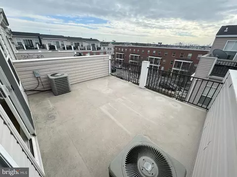 Exterior - 4629 Dillon Pl, Baltimore, MD 21224 photo 6 of 12