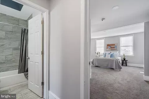 Entry Way - 2715 E Preston St, Baltimore, MD 21213 photo 3 of 6