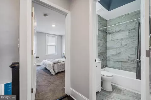 Bath - 2715 E Preston St, Baltimore, MD 21213 photo 5 of 6