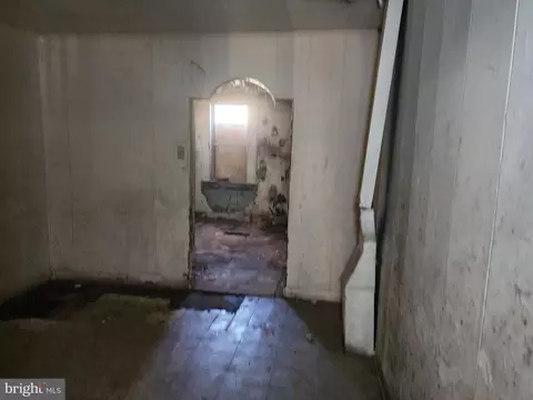2148 Boyd St, Baltimore, MD 21223 photo 9