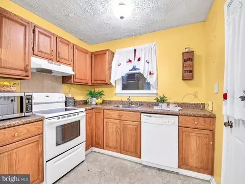 4907 Willshire Ave, Baltimore, MD 21206 photo 7
