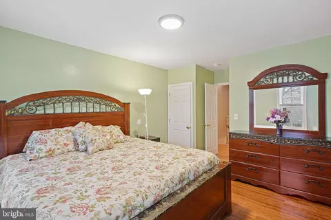 1606 Darley Ave, Baltimore, MD 21213 photo 3