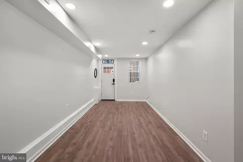 321 S Castle St, Baltimore, MD 21231 photo 5
