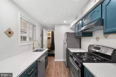 321 S Castle St, Baltimore, MD 21231 photo 12