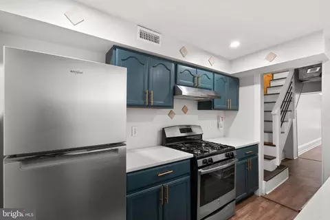321 S Castle St, Baltimore, MD 21231 photo 15