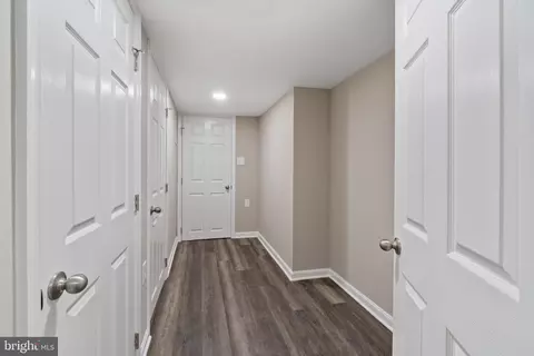Entry Way - 626 W 33rd St, Baltimore, MD 21211 photo 3 of 3