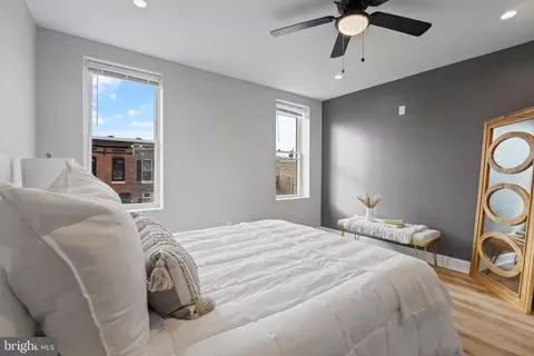 1702 E Oliver St, Baltimore, MD 21213 photo 27