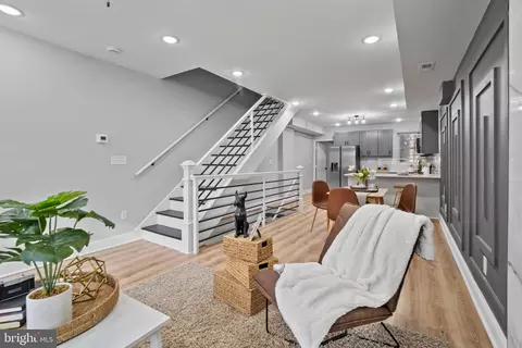 1702 E Oliver St, Baltimore, MD 21213 photo 2