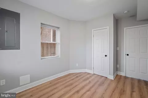 1702 E Oliver St, Baltimore, MD 21213 photo 13