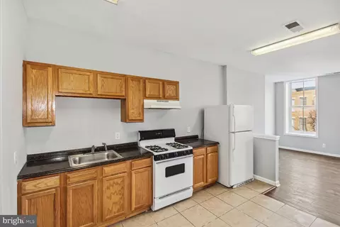 1422 Madison Ave, Baltimore, MD 21217 photo 8