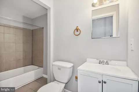 1422 Madison Ave, Baltimore, MD 21217 photo 10