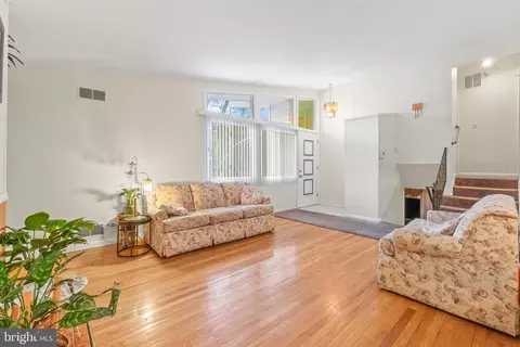 5819 Stuart Ave, Baltimore, MD 21215 photo 6
