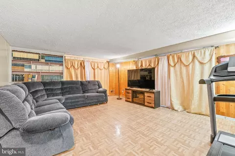 5819 Stuart Ave, Baltimore, MD 21215 photo 28