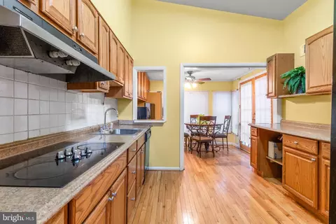 5819 Stuart Ave, Baltimore, MD 21215 photo 11